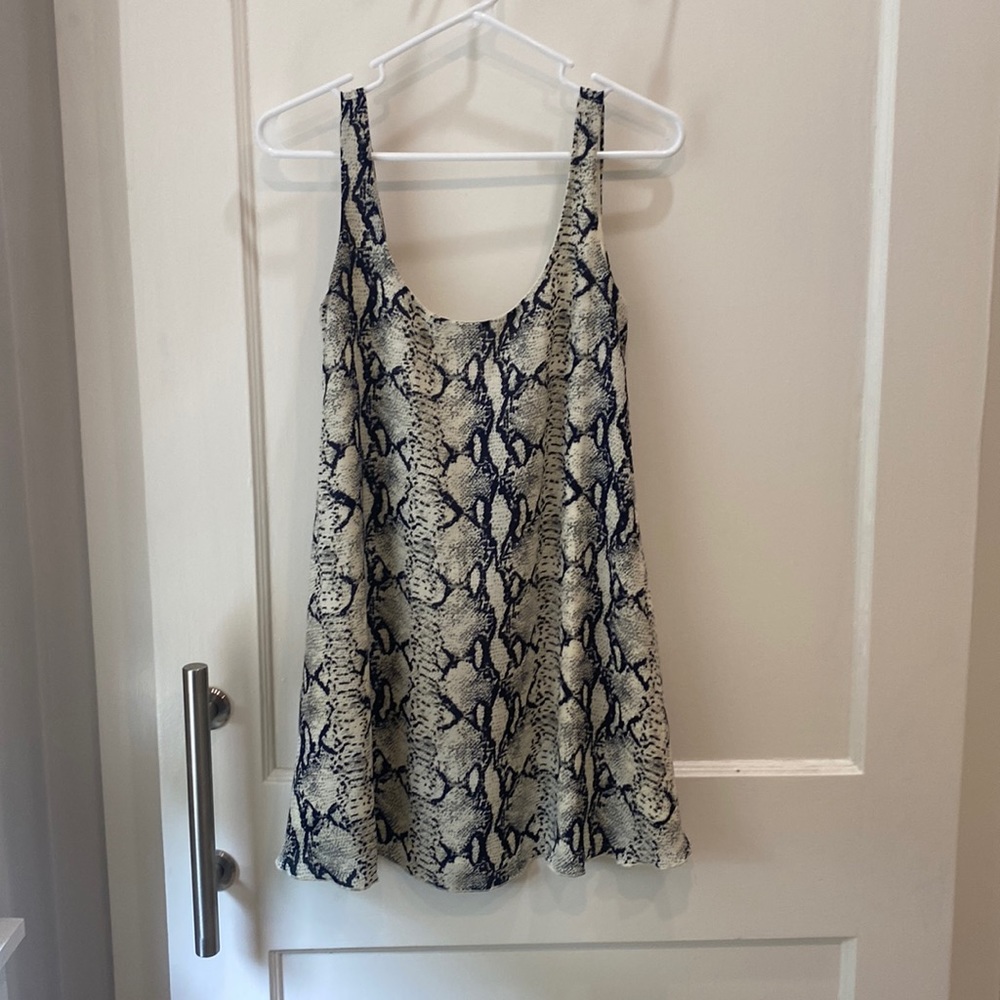 Tobi shift dress
